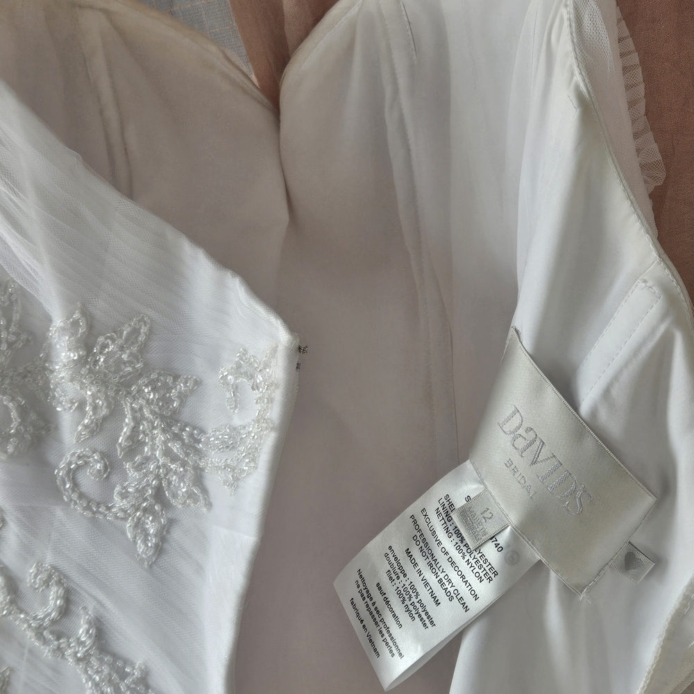 NEW White Gown - Picture 8 of 17